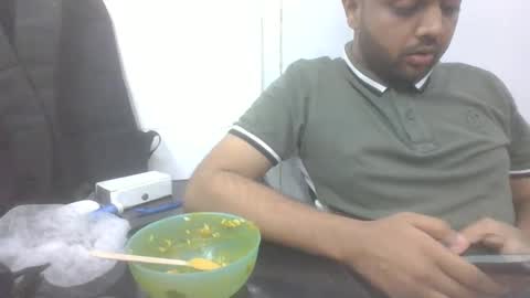 slothslav online show from March 1, 8:02 am