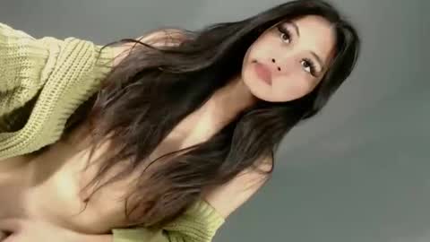 slut4attention online show from April 15, 10:18 am