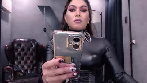 EMPRESS GODDESS KRISTINE online show from February 15, 11:42 am