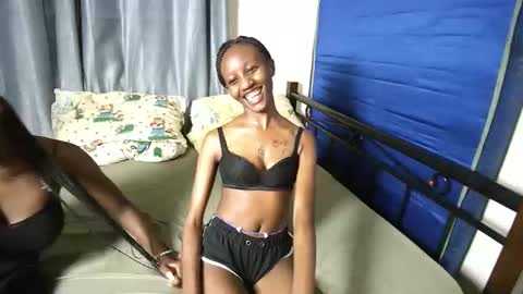 slutty_baddie online show from September 20, 7:06 pm