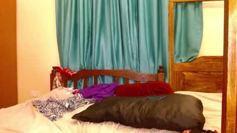 Bree online show from May 1, 1:10 am