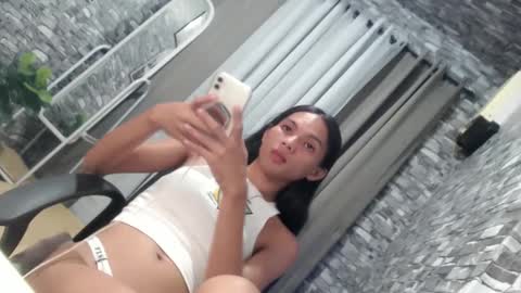 CHIE CHIE online show from February 18, 1:32 am