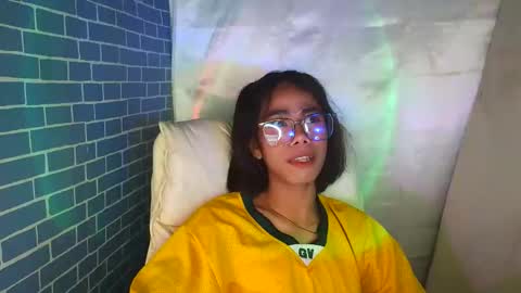 sluttypatotie online show from September 17, 6:55 pm