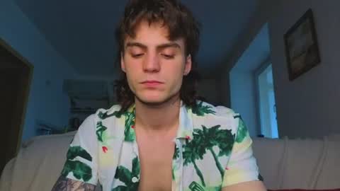 Gus online show from June 29, 4:17 pm