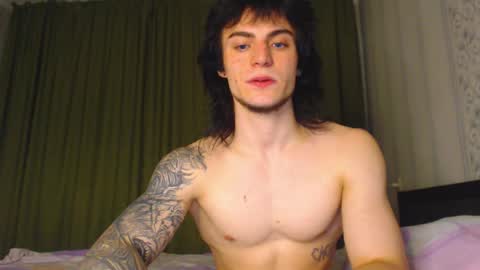 Gus online show from November 28, 2:24 pm