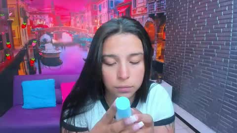 Mariana Torres online show from February 16, 4:05 pm