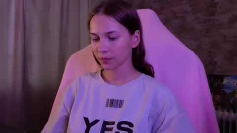 Emma online show from December 22, 8:21 am