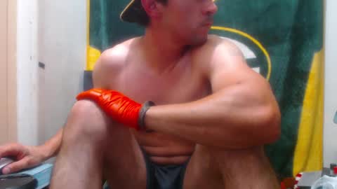 small wood21 online show from October 3, 7:05 am