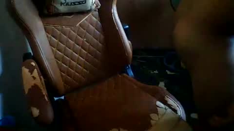 smalldicky_fvcker online show from August 1, 7:10 am