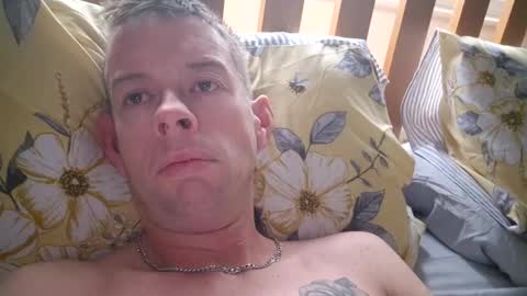 smallville456 online show from October 11, 7:02 am