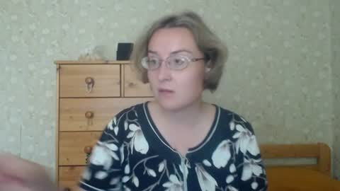 smart_rose online show from August 9, 2:33 pm