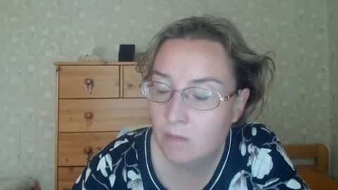 smart_rose online show from August 8, 2:38 pm