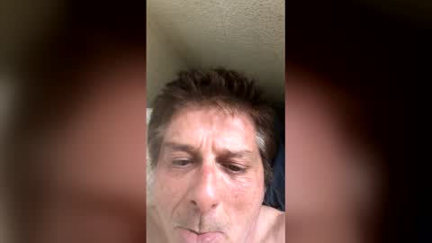 smelycat3046 online show from April 26, 2:58 pm