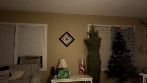 Smiley Mylie online show from December 7, 6:37 am