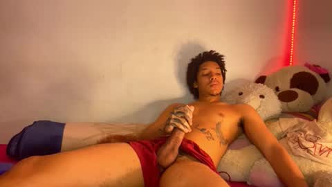 smith_kiki66 online show from June 10, 5:23 pm