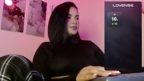 nina online show from November 14, 9:22 am