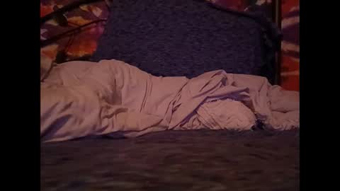 smoke-4-me online show from October 2, 9:41 am