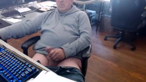 smly online show from April 10, 4:01 pm