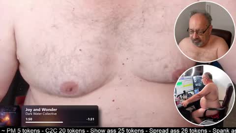 Snapshot of smokymountanman chatting on March 9, 12:10 am smokymountanman online show from March 9, 12:10 am