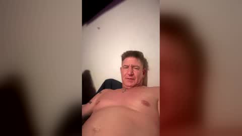 2inthelou online show from April 1, 10:05 am