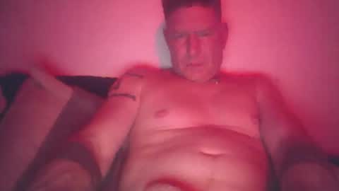 2inthelou online show from March 31, 8:48 am