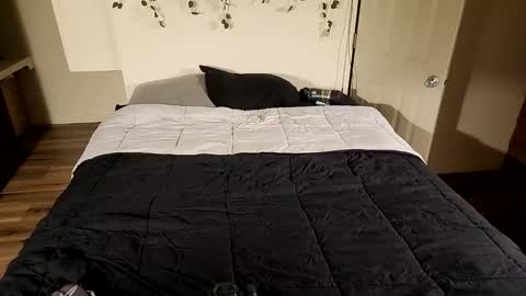 SmoothSyn online show from February 3, 4:55 pm