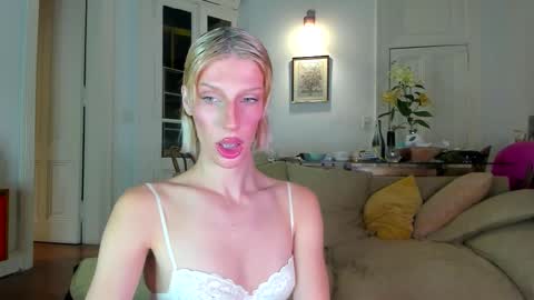   online show from December 16, 12:18 am