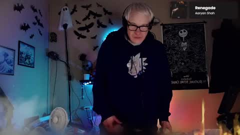 Viiscount  Snarfle Von Snarfenberg online show from December 5, 8:05 am