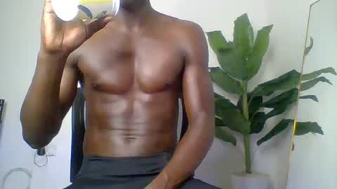 papi online show from October 18, 10:03 pm