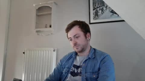 snoecks online show from April 28, 5:06 pm