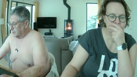 Snoeske and Woodwurm online show from February 11, 12:58 pm