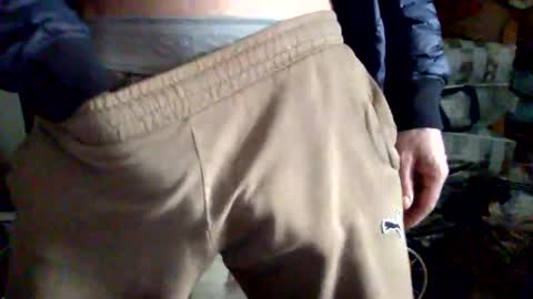 snoopy5644 online show from December 23, 1:35 pm