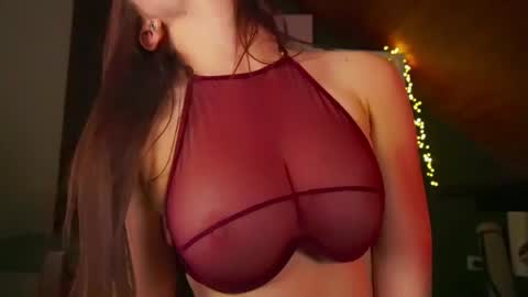 S online show from May 15, 7:32 pm
