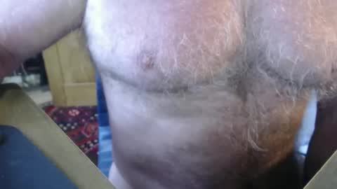 Snapshot of snudge432 chatting on October 20, 10:09 am snudge432 online show from October 20, 10:09 am