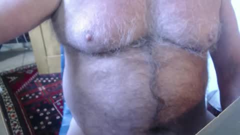 Snapshot of snudge432 chatting on October 22, 1:35 pm snudge432 online show from October 22, 1:35 pm