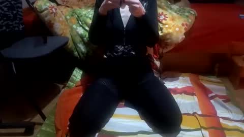 Su69So online show from February 6, 11:40 pm