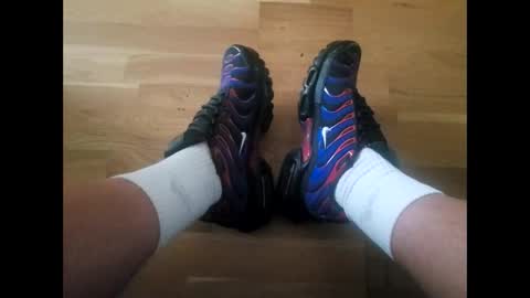 socksmasterhot online show from November 2, 1:44 pm