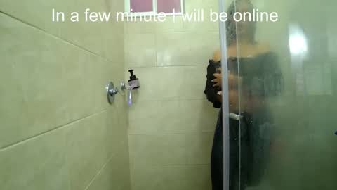 soffi_rousel_ online show from October 24, 5:14 pm