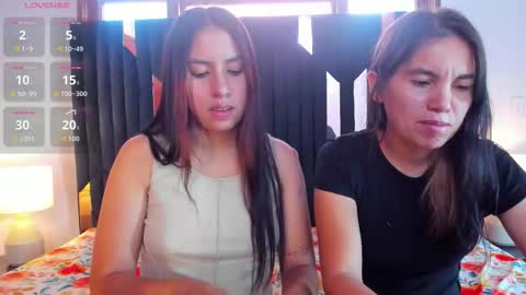 soffy and mia online show from November 27, 1:08 pm