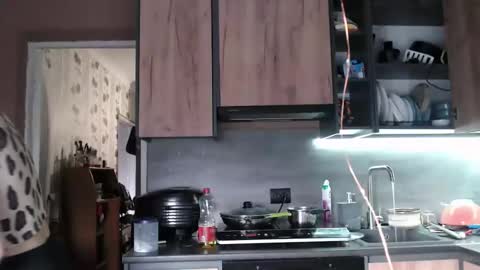 Sofi online show from February 5, 1:14 pm