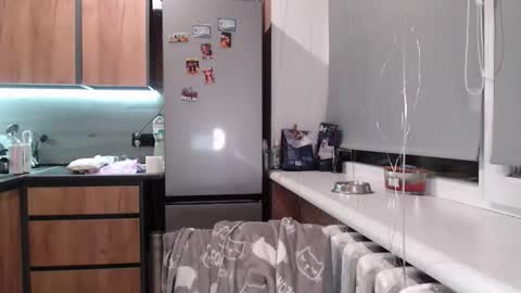 Sofi online show from March 3, 6:37 pm