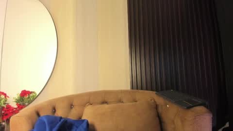 SOFIA online show from April 14, 1:42 am