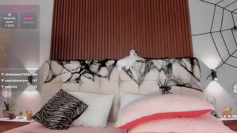 Snapshot of sofi_potter_ chatting on October 29, 6:09 pm Sofia online show from October 29, 6:09 pm