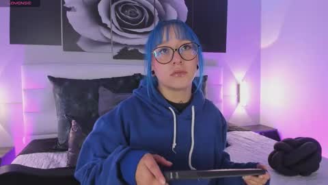 sofi_sp online show from September 27, 11:52 am