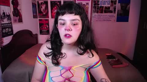 Sofi online show from February 28, 11:31 pm