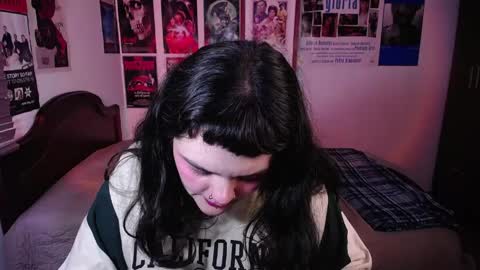 Sofi online show from April 14, 8:45 pm