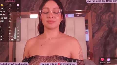 Snapshot of sofia_dream7 chatting on March 1, 2:44 pm Sofi online show from March 1, 2:44 pm
