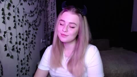 sofia_rosemary online show from February 13, 12:54 pm