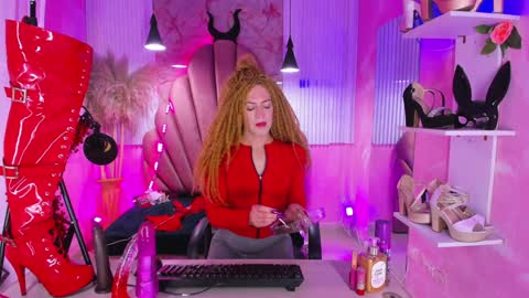 Sofia online show from December 10, 7:00 pm