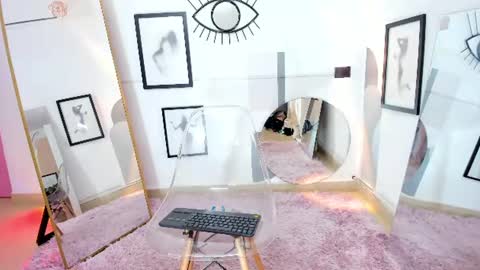 sofiaangel18 online show from June 23, 11:44 pm